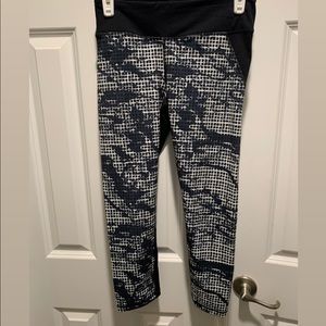 Slightly used Under Armour leggings